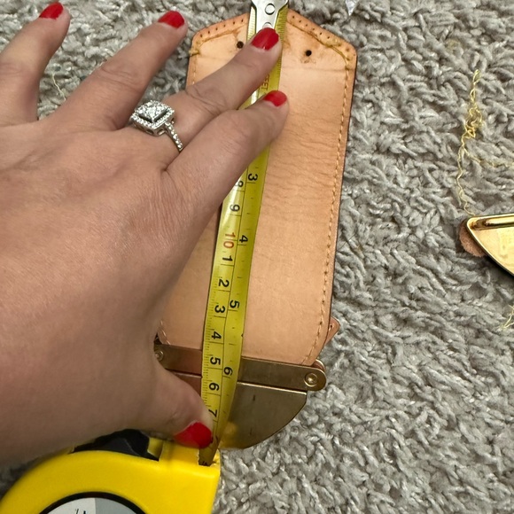 Louis Vuitton clasp H29 - Picture 5 of 5